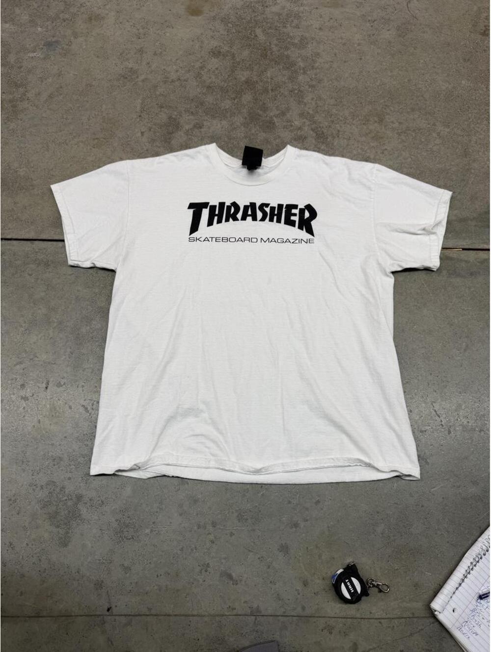 vintage thrasher skateboard magazine white and black shirt size xl